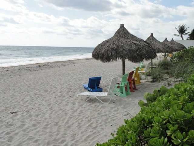 3912 S Ocean Boulevard, Highland Beach, FL 33487