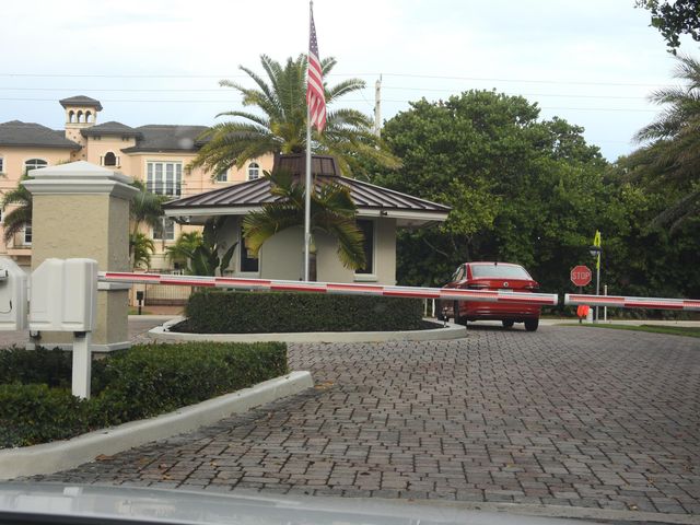 3912 S Ocean Boulevard, Highland Beach, FL 33487