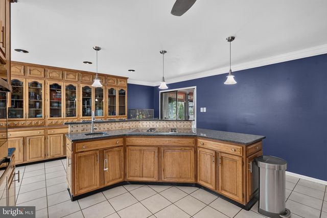 9 FOXCROFT CT, Voorhees, NJ 08043