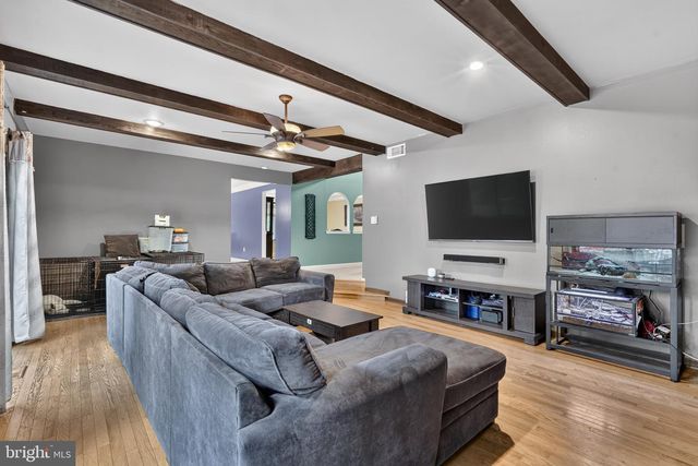 9 FOXCROFT CT, Voorhees, NJ 08043