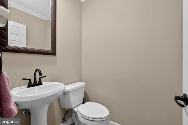 9 FOXCROFT CT, Voorhees, NJ 08043