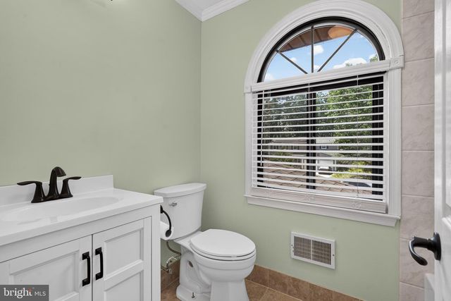 9 FOXCROFT CT, Voorhees, NJ 08043