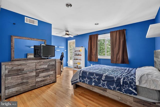 9 FOXCROFT CT, Voorhees, NJ 08043