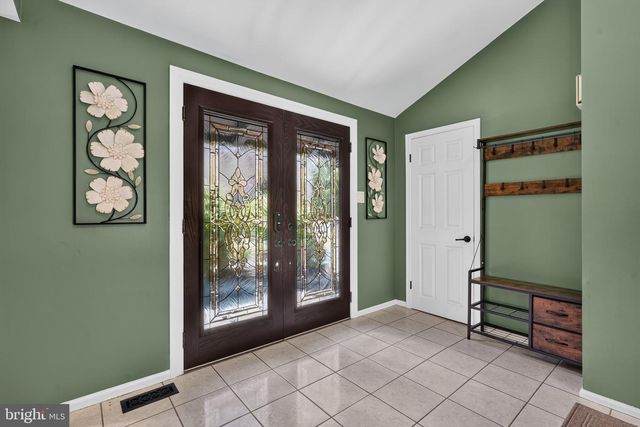 9 FOXCROFT CT, Voorhees, NJ 08043
