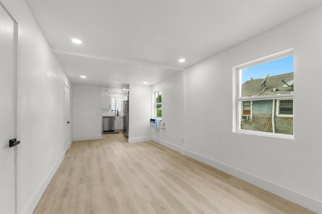 114 NW 10th Avenue, Delray Beach, FL 33444