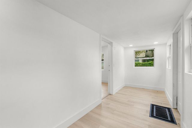 114 NW 10th Avenue, Delray Beach, FL 33444