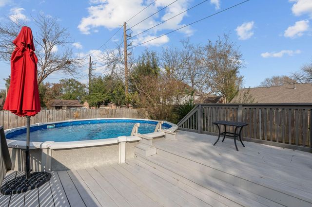 9630 Cannock Chase Drive, Houston, TX 77065