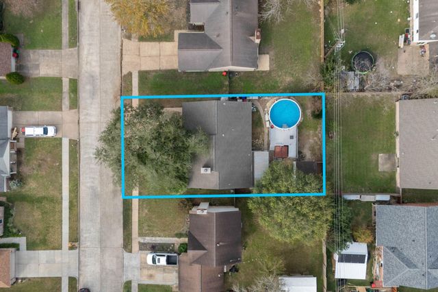 9630 Cannock Chase Drive, Houston, TX 77065