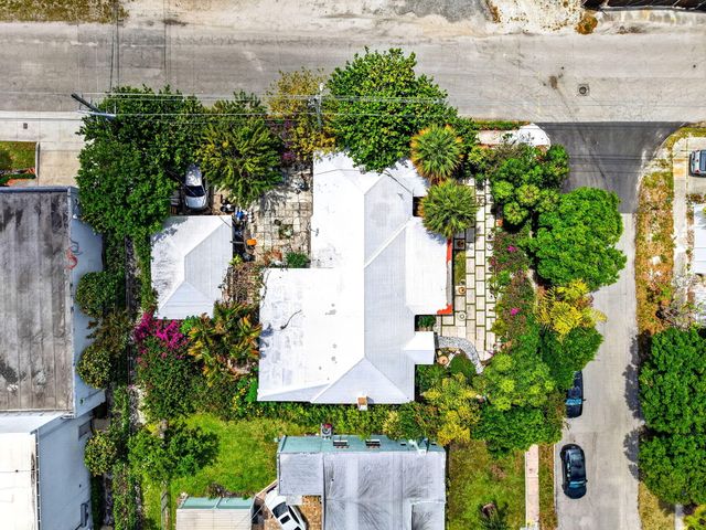424 Oxford Street, West Palm Beach, FL 33405