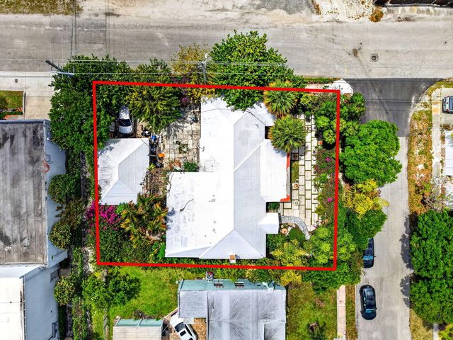 424 Oxford Street, West Palm Beach, FL 33405