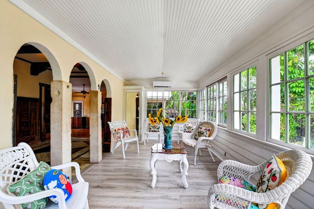 424 Oxford Street, West Palm Beach, FL 33405
