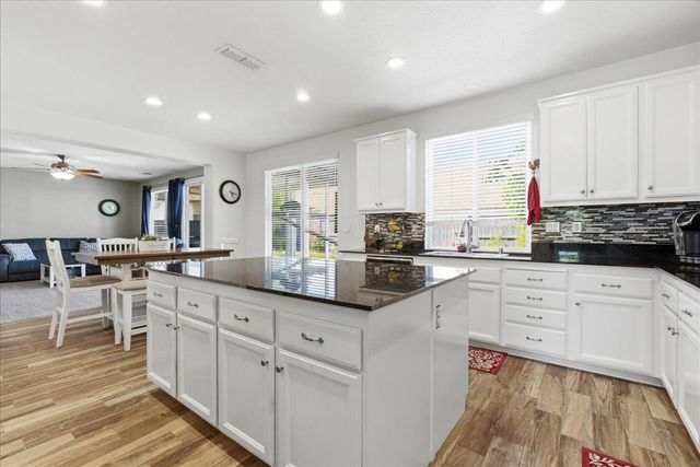 2133 Lemontree Way, Roseville, CA 95747