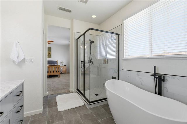 2133 Lemontree Way, Roseville, CA 95747