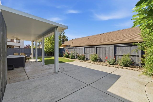 2133 Lemontree Way, Roseville, CA 95747