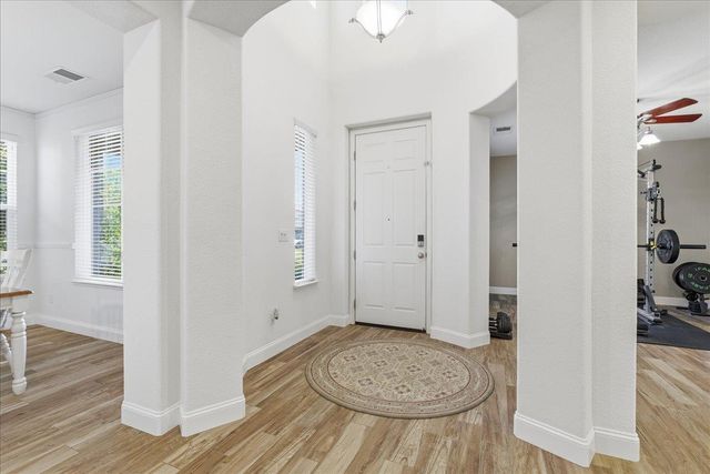 2133 Lemontree Way, Roseville, CA 95747