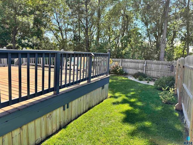7801 W 65th St Street, Sioux Falls, SD 57106