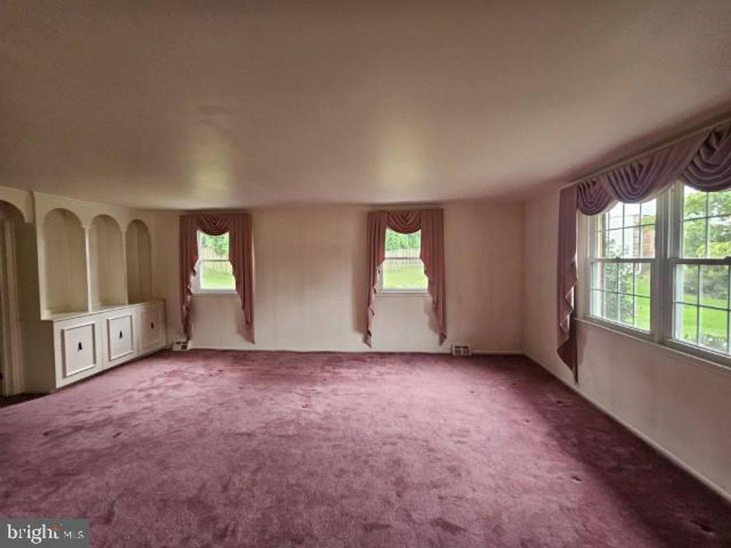 11 AZALEA CIR #, Lafayette Hill, PA 19444 — photo 5