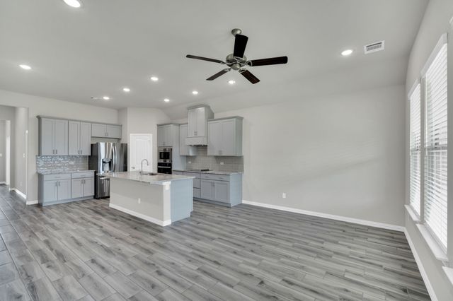 821 Cavalcade Drive, Ferris, TX 75125