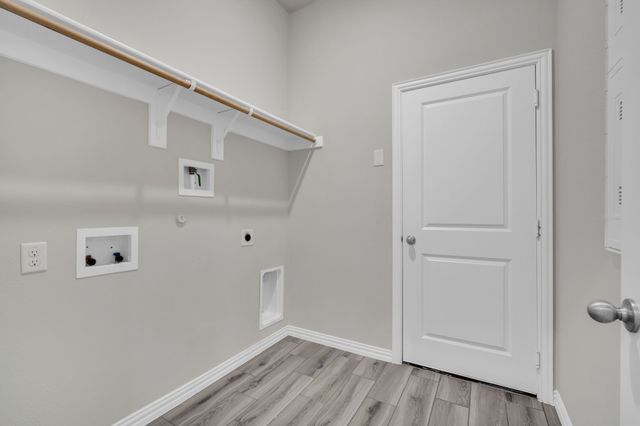 821 Cavalcade Drive, Ferris, TX 75125
