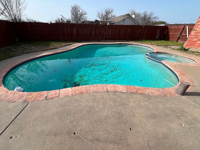 6665 County Road 4097, Kaufman, TX 75142