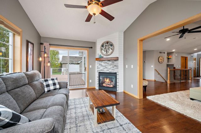 11476 17th Place NE, Saint Michael, MN 55376