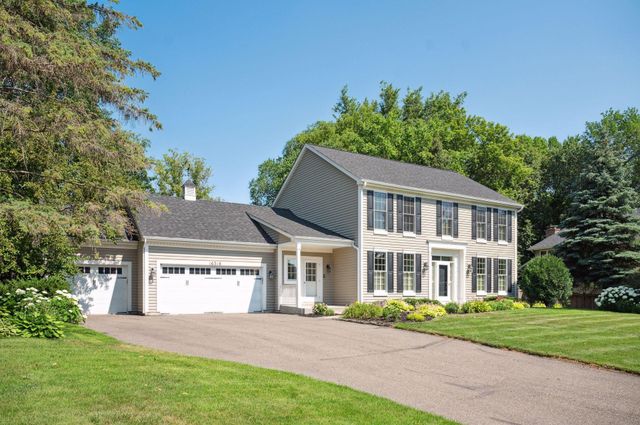 16310 24th Avenue N, Plymouth, MN 55447
