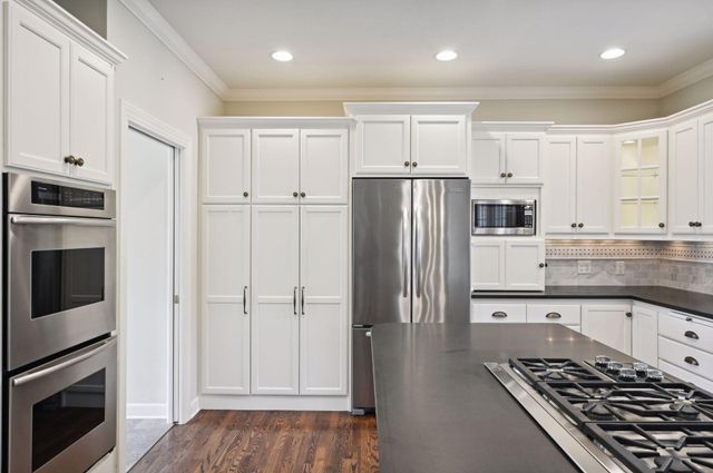 16310 24th Avenue N, Plymouth, MN 55447