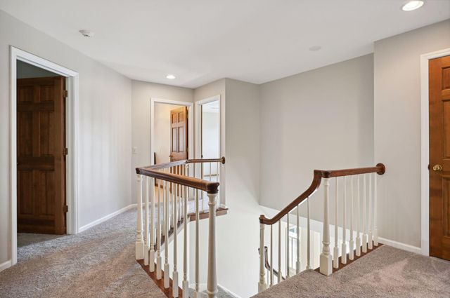 16310 24th Avenue N, Plymouth, MN 55447