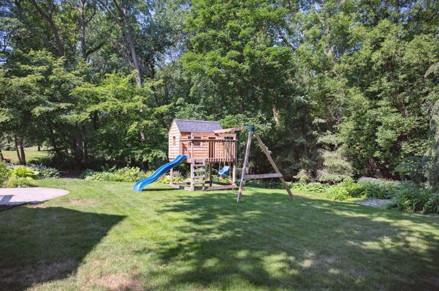 16310 24th Avenue N, Plymouth, MN 55447