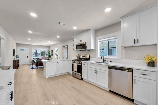 1039 E Elma, Ontario, CA 91764