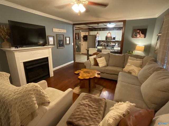 808 NW 12th Avenue, Arab, AL 35016