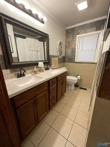 808 NW 12th Avenue, Arab, AL 35016