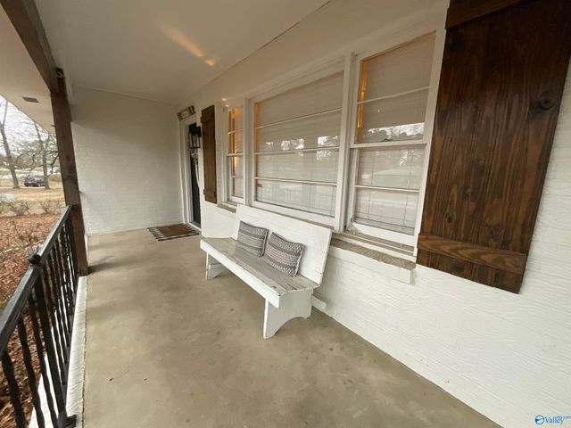 808 NW 12th Avenue, Arab, AL 35016