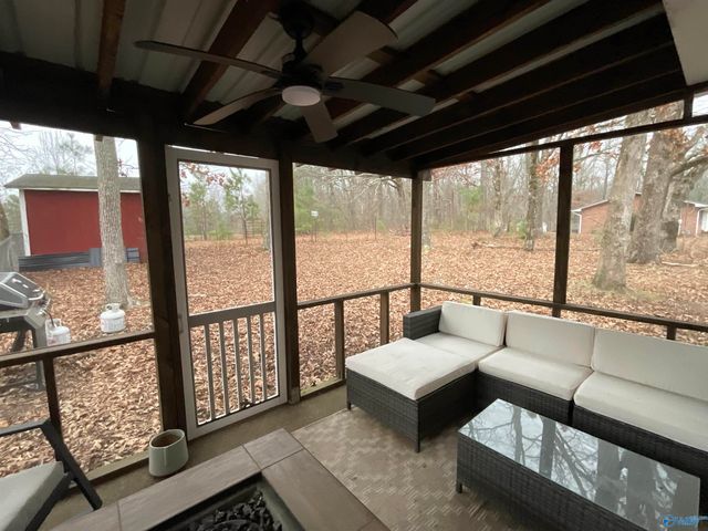 808 NW 12th Avenue, Arab, AL 35016