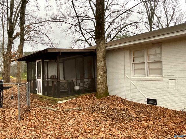 808 NW 12th Avenue, Arab, AL 35016