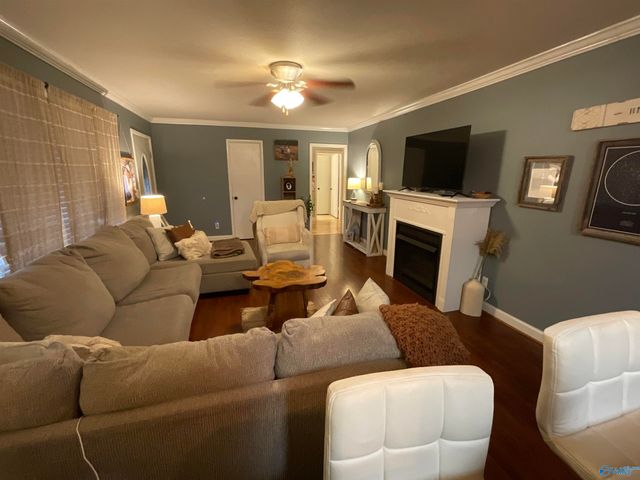 808 NW 12th Avenue, Arab, AL 35016