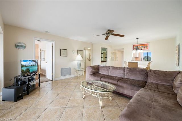 3813 SE 11th PL 1214, Cape Coral, FL 33904
