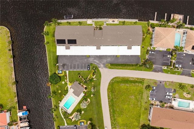 3813 SE 11th PL 1214, Cape Coral, FL 33904