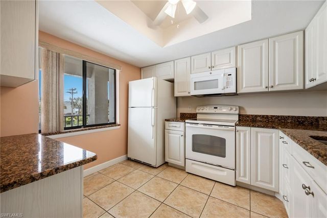 3813 SE 11th PL 1214, Cape Coral, FL 33904