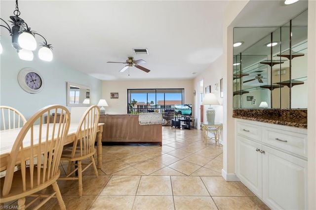 3813 SE 11th PL 1214, Cape Coral, FL 33904