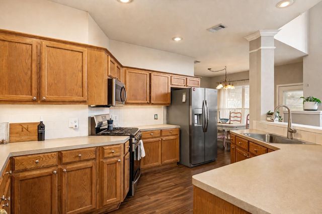 122 Summers GRN, Georgetown, TX 78633