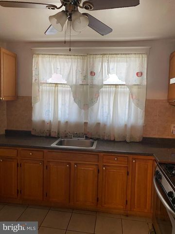 5952 PALMETTO ST, Philadelphia, PA 19120