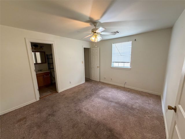 907 W Fischer Street, Sherman, TX 75092