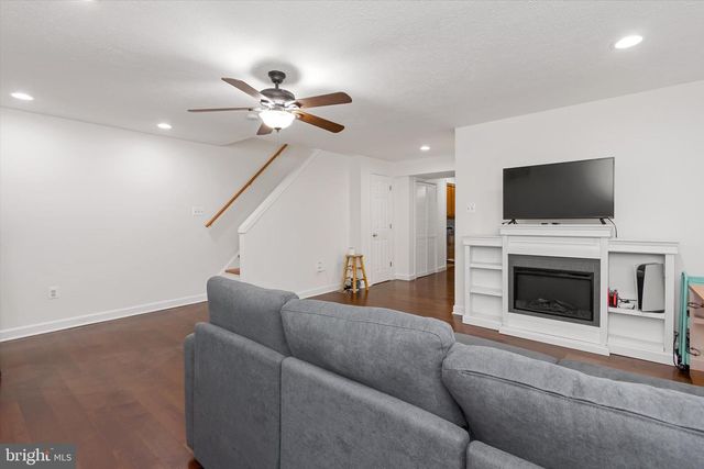 528 JARED SQ NE, Leesburg, VA 20176