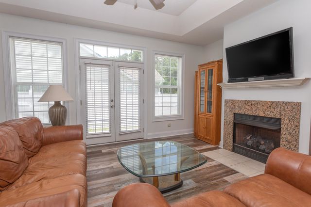 36 Easter Lilly Ct., Murrells Inlet, SC 29576