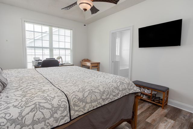 36 Easter Lilly Ct., Murrells Inlet, SC 29576