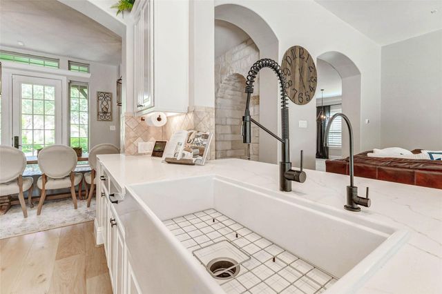 5323 Lake Hill Farm Way, Fulshear, TX 77441