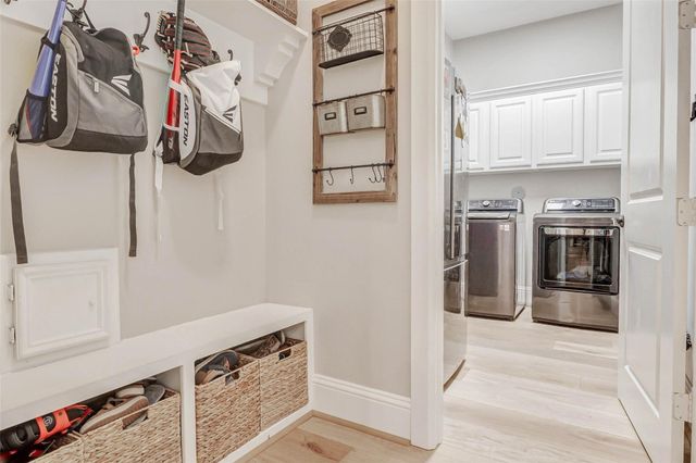 5323 Lake Hill Farm Way, Fulshear, TX 77441