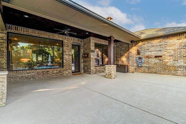 5323 Lake Hill Farm Way, Fulshear, TX 77441