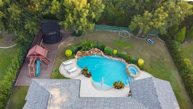 5323 Lake Hill Farm Way, Fulshear, TX 77441